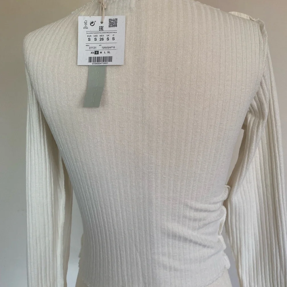Pull&Bear Cream Ribbed Top - Picture 2 of 3